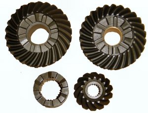 Gear Set for OMC Cobra V6 and V8 '86-90 and Stringer '81-85 (TM2232)