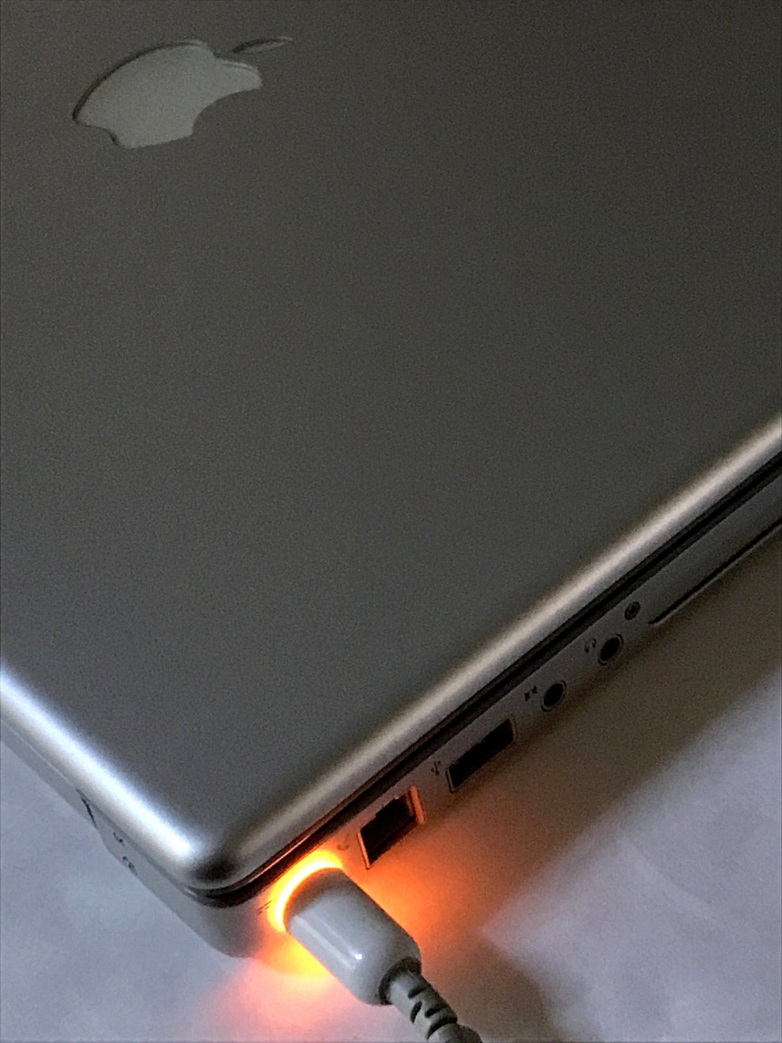 Apple PowerBook G4 15.2