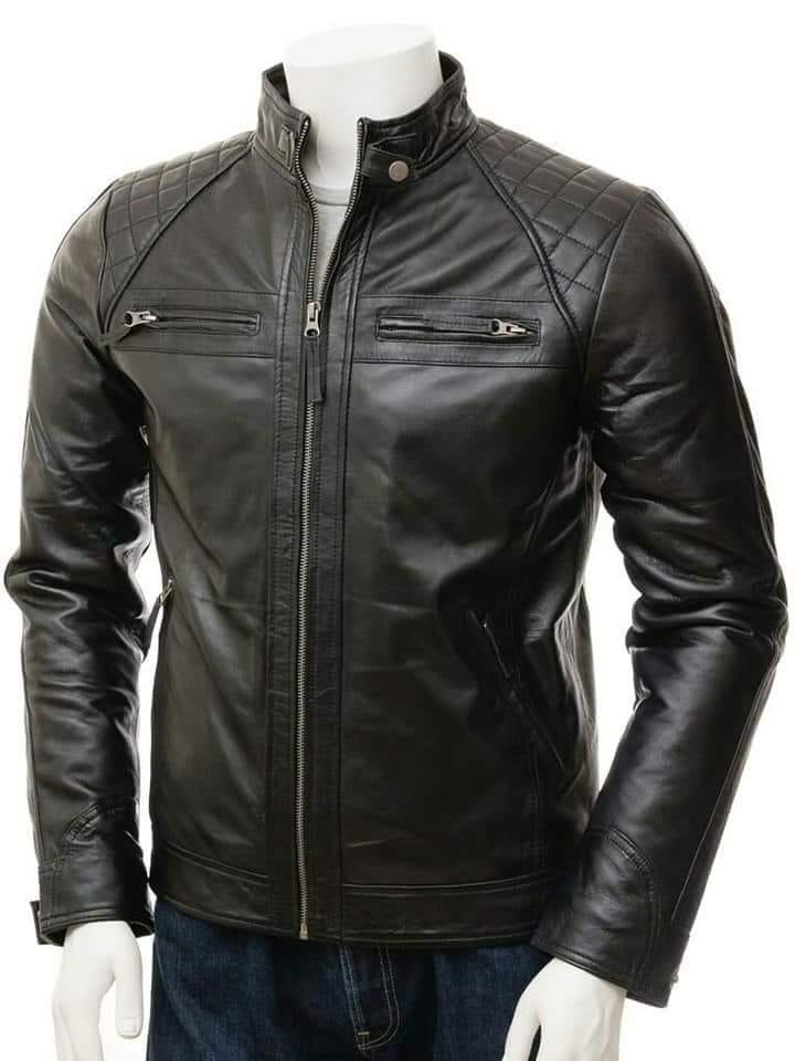 NEW MEN,S LATEST FASHION STYLE LEATHER MOTORCYCLE BLACK JACKET SIZE XS