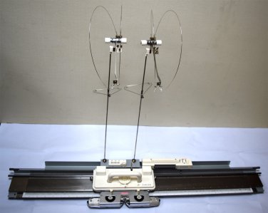 SINGER / SILVER REED SA7P Fine Gauge Punch card  Knitting Machine