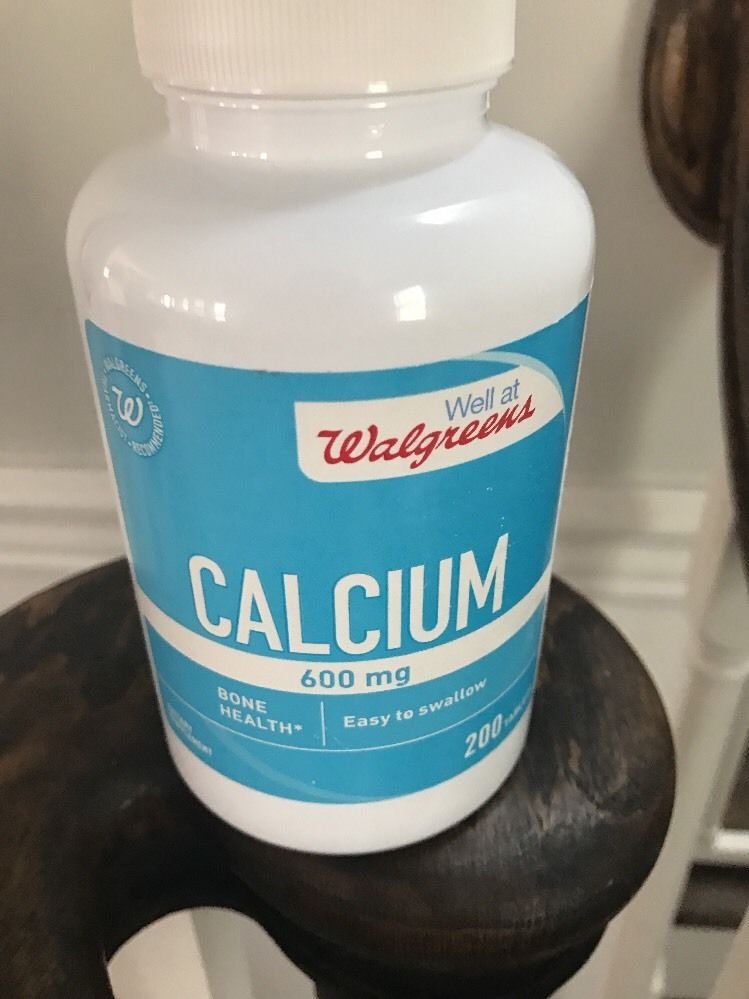 CALCIUM 600 MG 200 EASY TO SWALLOW TABLETS MAY REDUCE RISK OF OSTEOPOROSIS