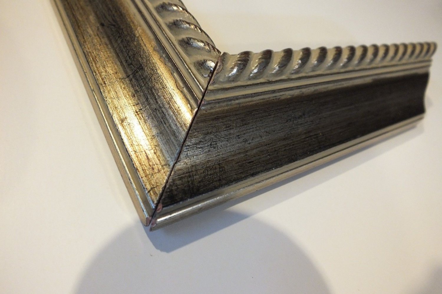 SALE18 ft Ornate Picture Frame Moulding Torn Silver Lt Rope FREE Ship