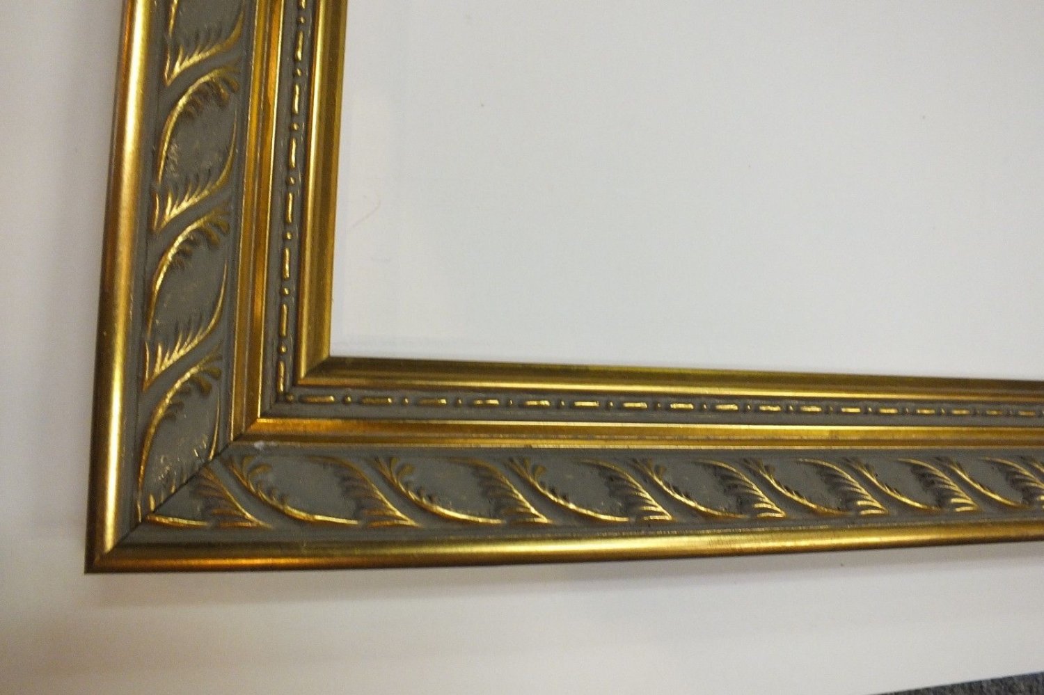 16 x 20 Ornate Gold leaf Wood Picture Frame Sale Free Shipping