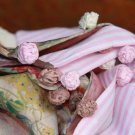BENANDLU handmade - Tippet or scarf. Preppy style. Silk, cotton, roses, pink rim