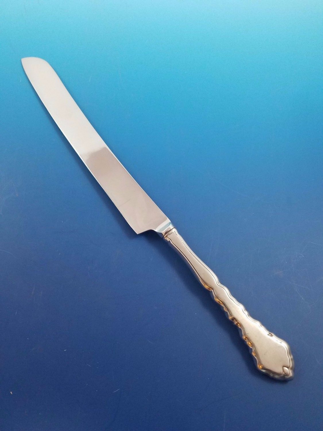 SATINIQUE ONEIDA STAINLESS WEDDING CAKE KNIFE