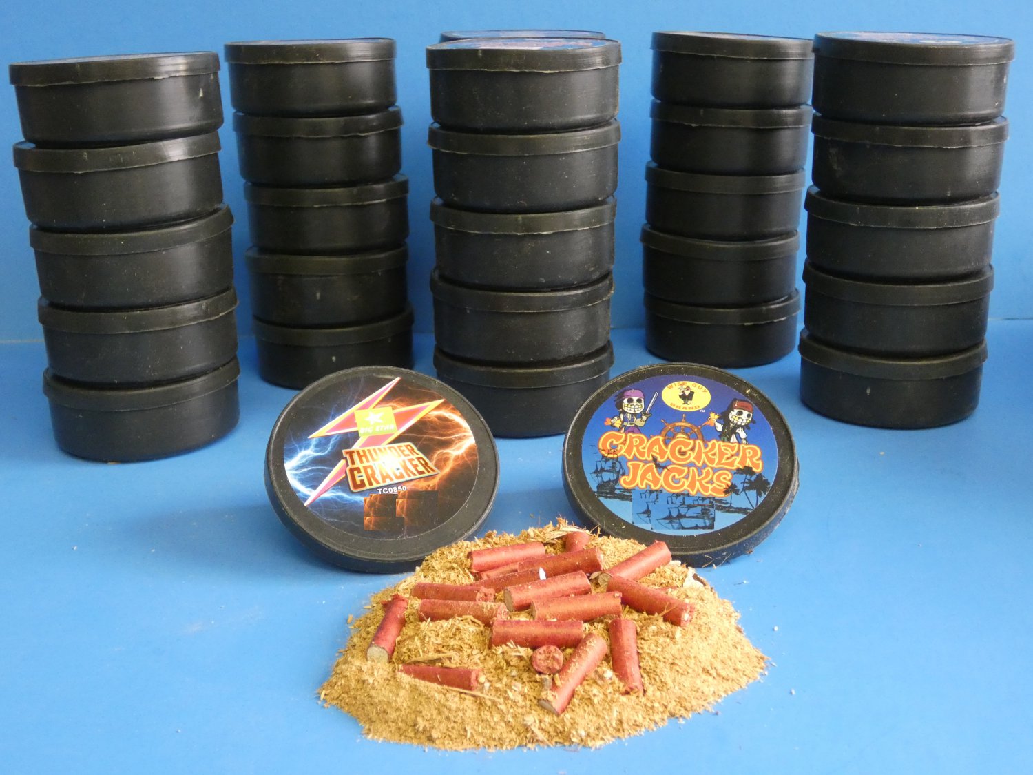 Cracker Jacks And Thunder Cracker SUPER LOUD Snaps 600 pc Adult Party