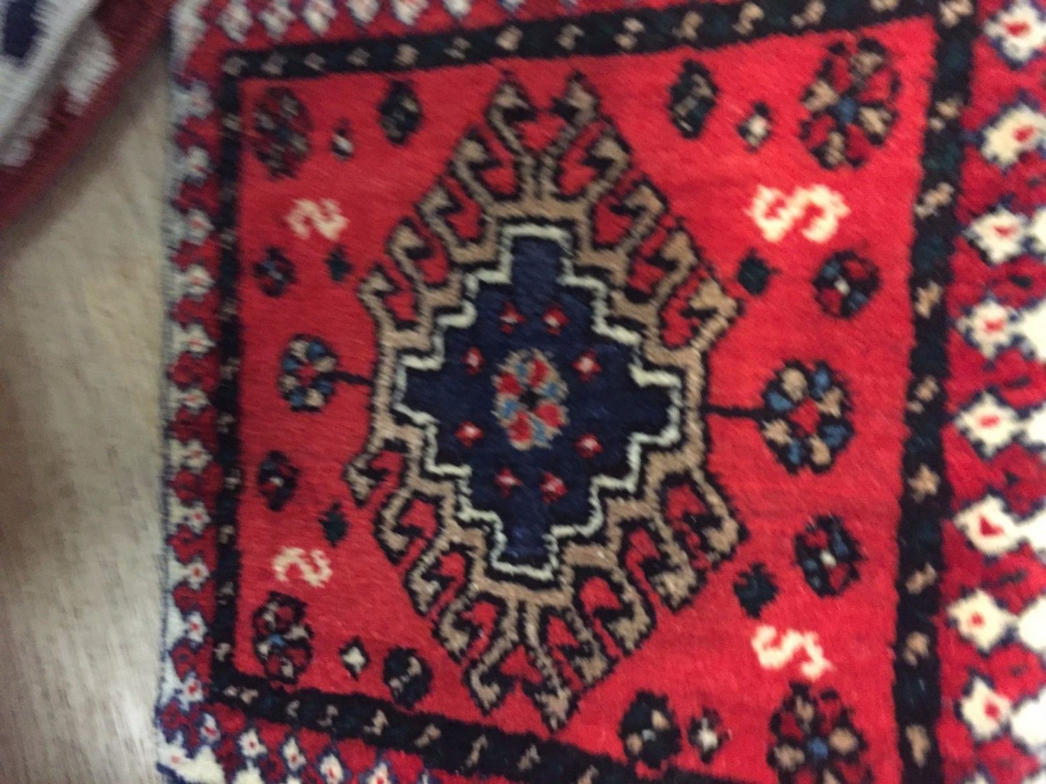 Genuine Persian hand knotted decorative natural dye&natural sheep's wool art