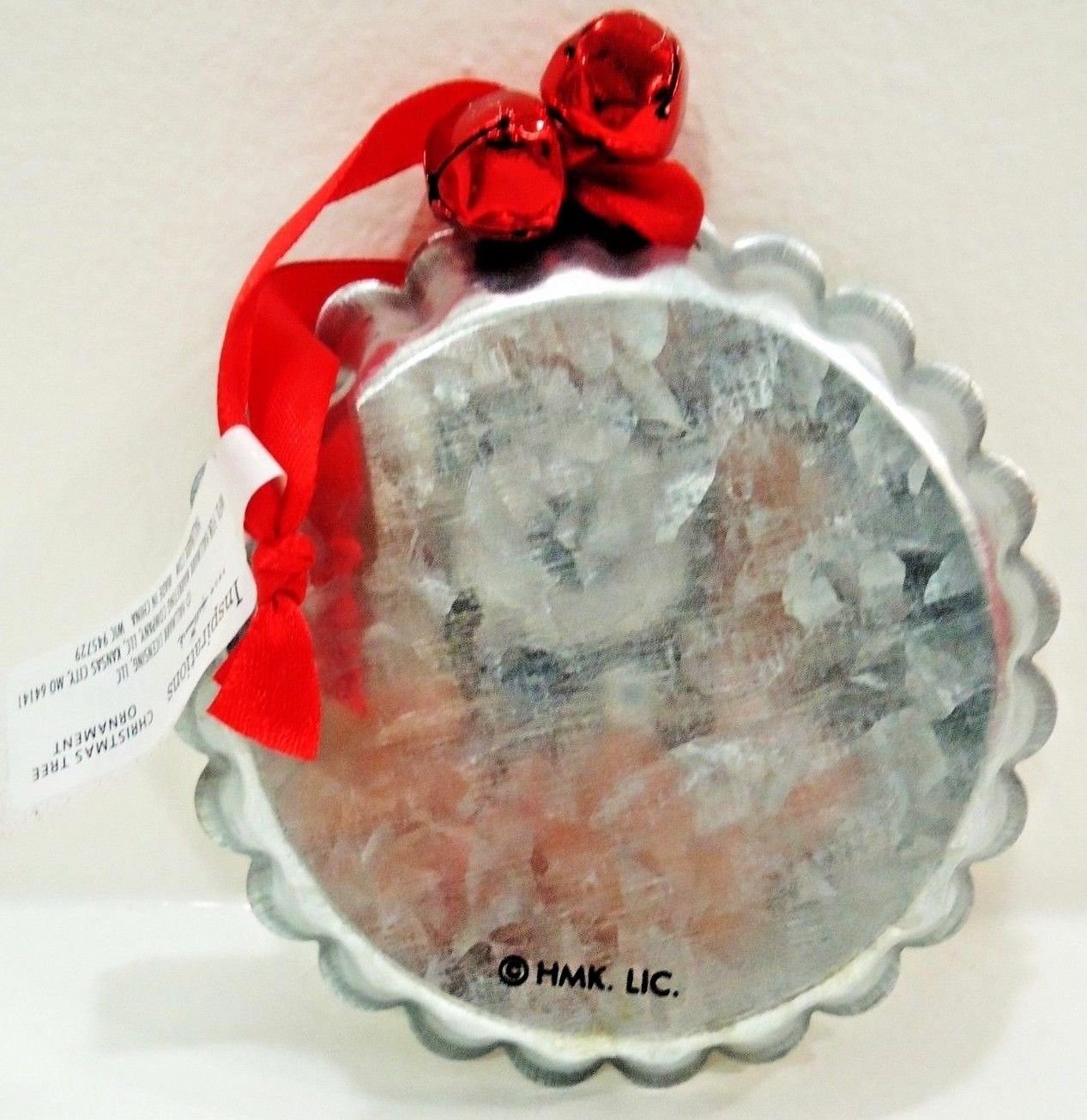 HALLMARK RUSTIC CHRISTMAS PIE TART TIN METAL ORNAMENT