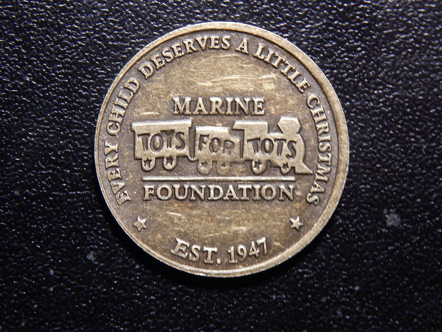 UNITED STATES MARINE CORPS TOYS FOR TOTS TOKEN! KK232X
