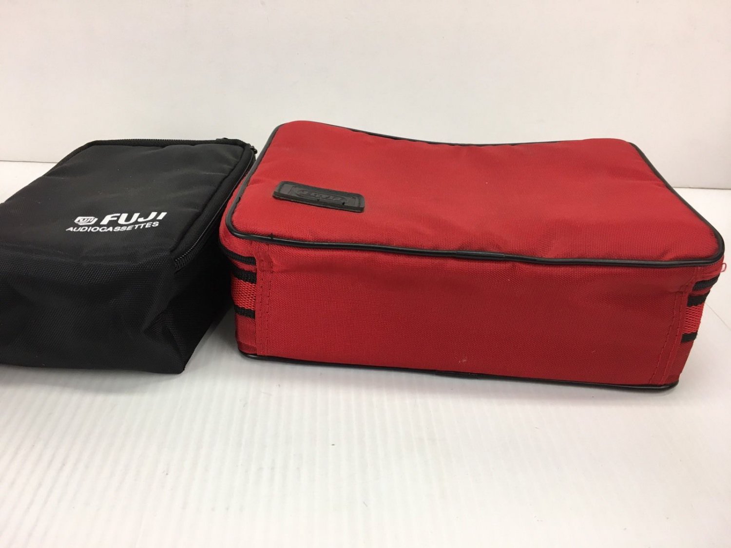 Audio Cassette Tape Storage Case Portable Quantity 4 Vintage Great Shape