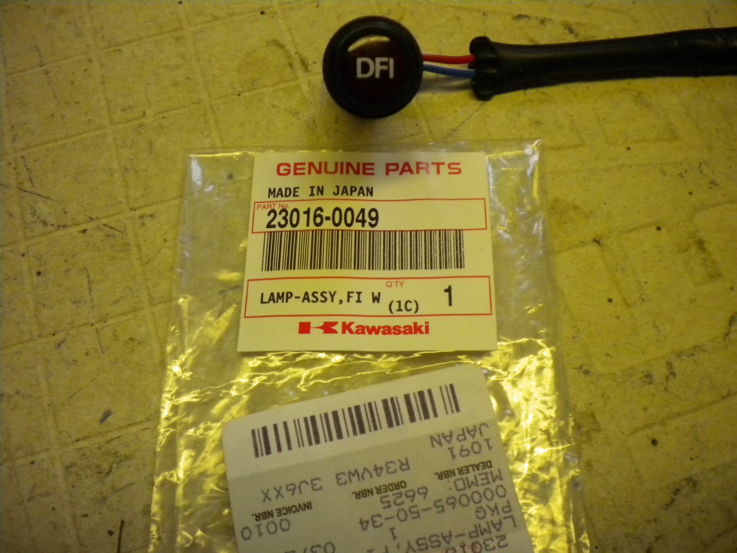 Kawasaki KX250F KX450F KX 250F 450F 23016-0049 LAMP-ASSY,FI WARNING