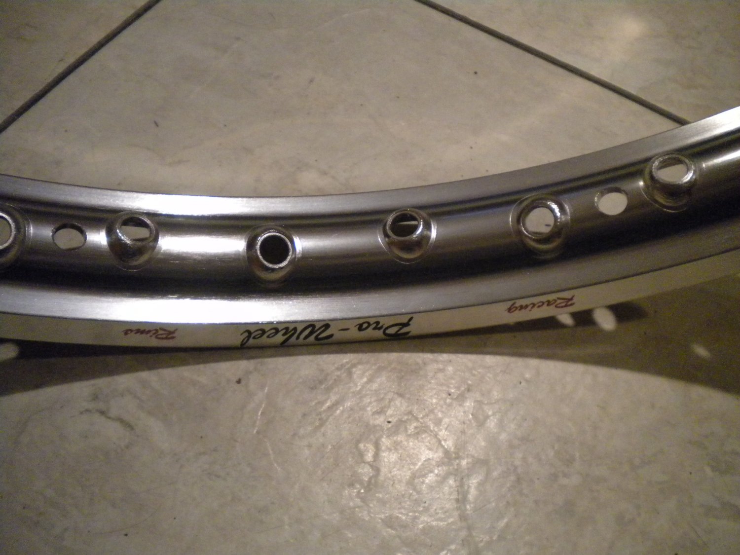 Pro-Wheel Racing Rim J 17x1.40-12-99-DOT Wheel 17 x 1.40