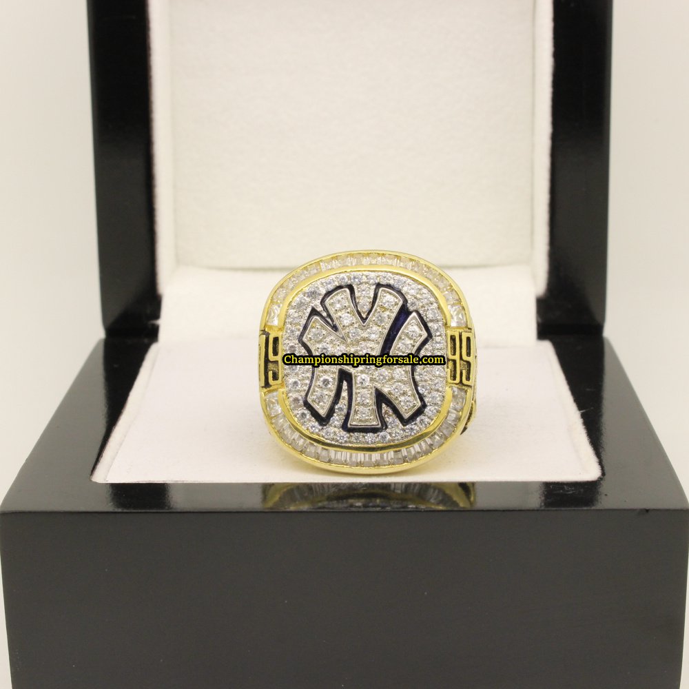 1999 New York Yankees World Series Baseball Championship Ring