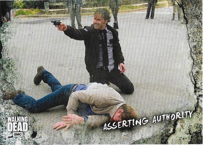 Topps The Walking Dead Road to Alexandria Card #81 Asserting Authority (Rick Grimes, Pete)