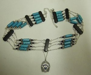 Bear Claw Choker