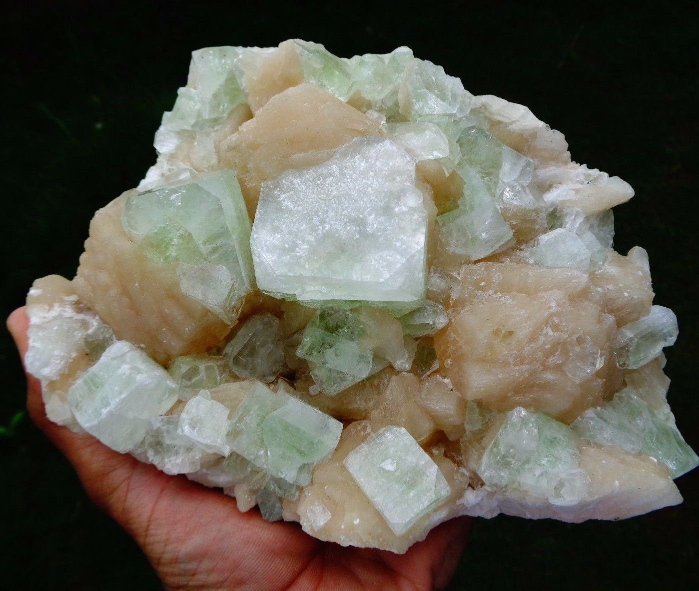 APOPHYLLITE LIGHT GREEN WITH STILBITE MINERAL SPECIMEN # B-1