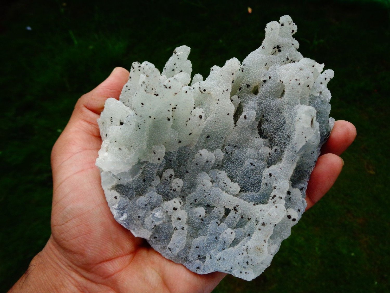 CHALCEDONY MINERAL SPECIMEN # B-1