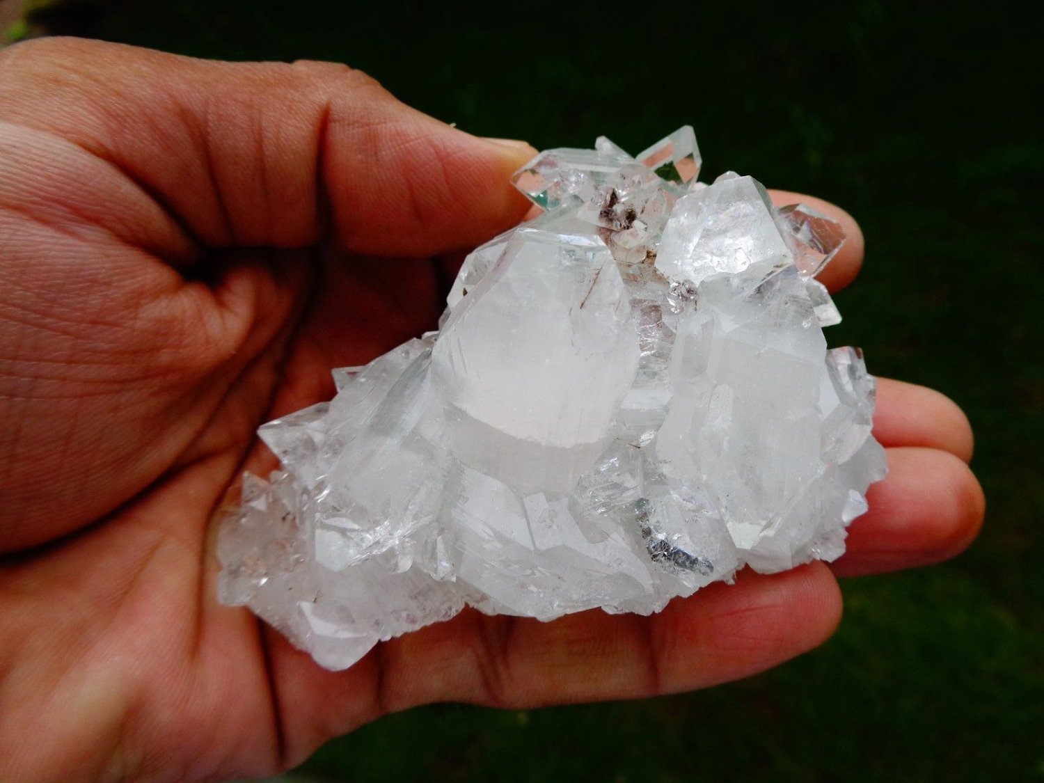 APOPHYLLITE POINTED MINERAL SPECIMEN # A-4