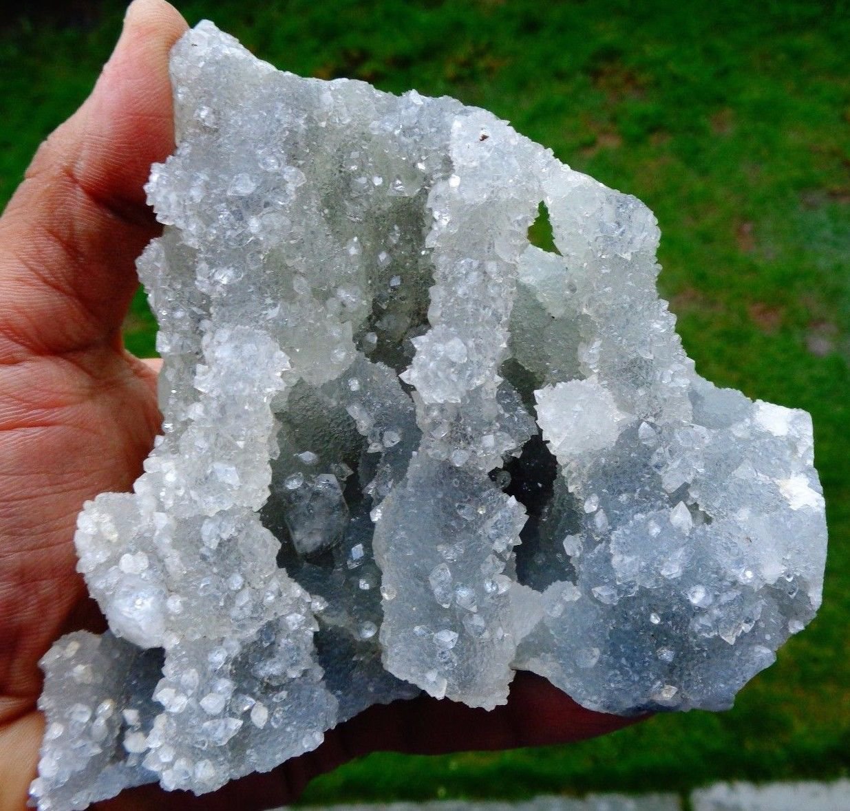 CHALCEDONY MINERAL SPECIMEN # B-5