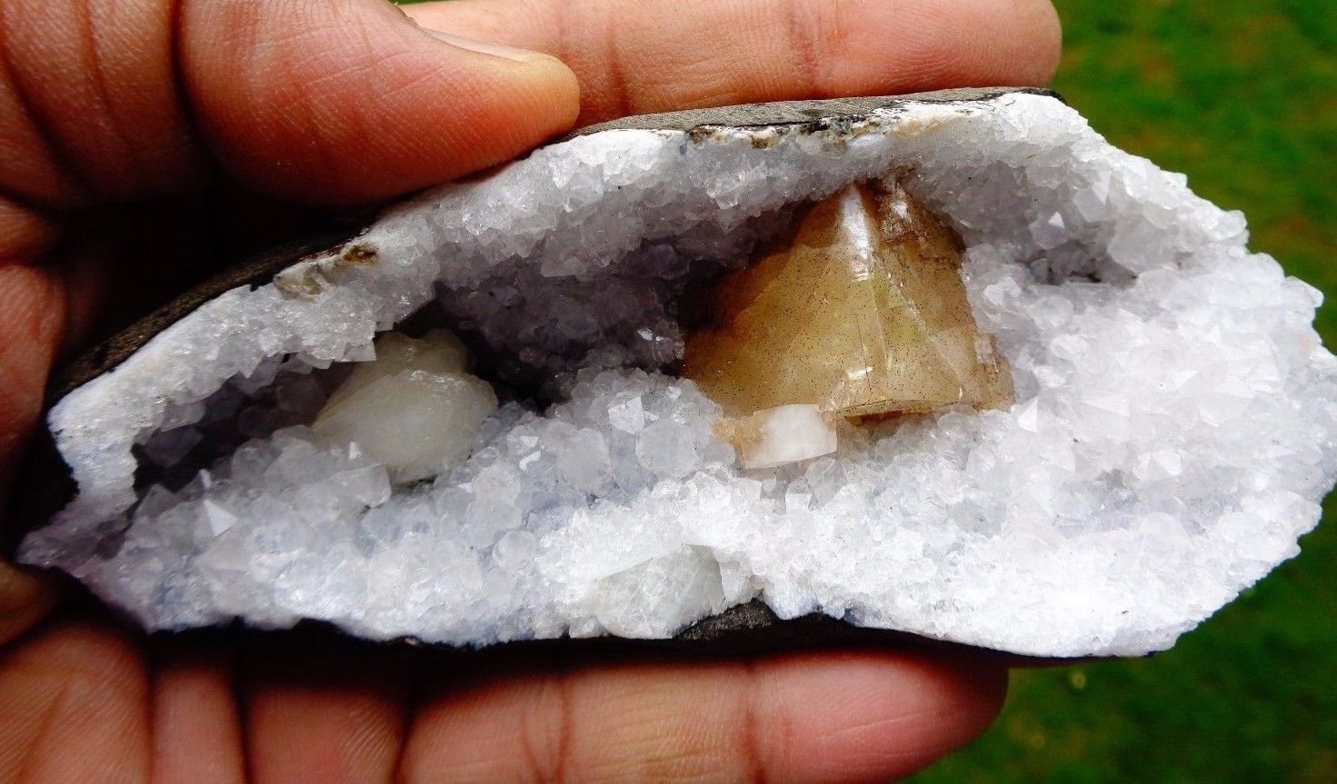 CALCITE WITH STILBITE BLADE ON AMETHYST  B# -6