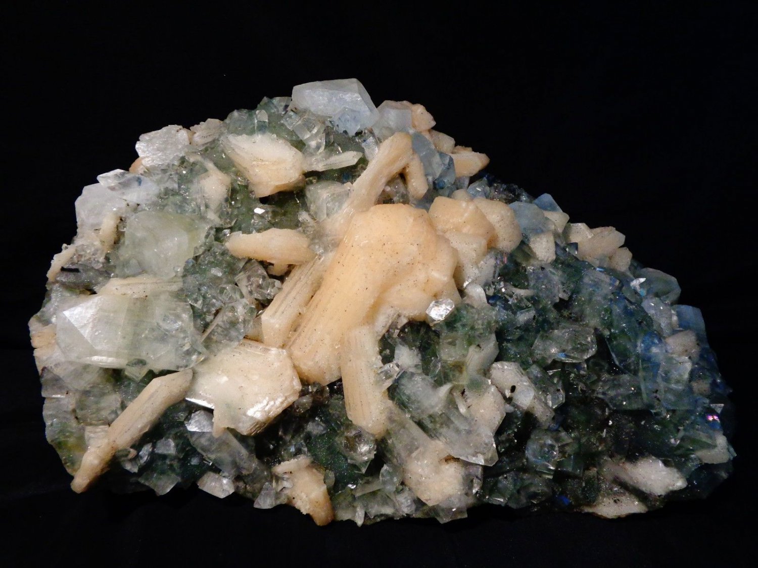 POINTED  APOPHYLLITE CRYSTAL WITH STILBITE ON CHALCEDONY SPECIMEN S#6-8