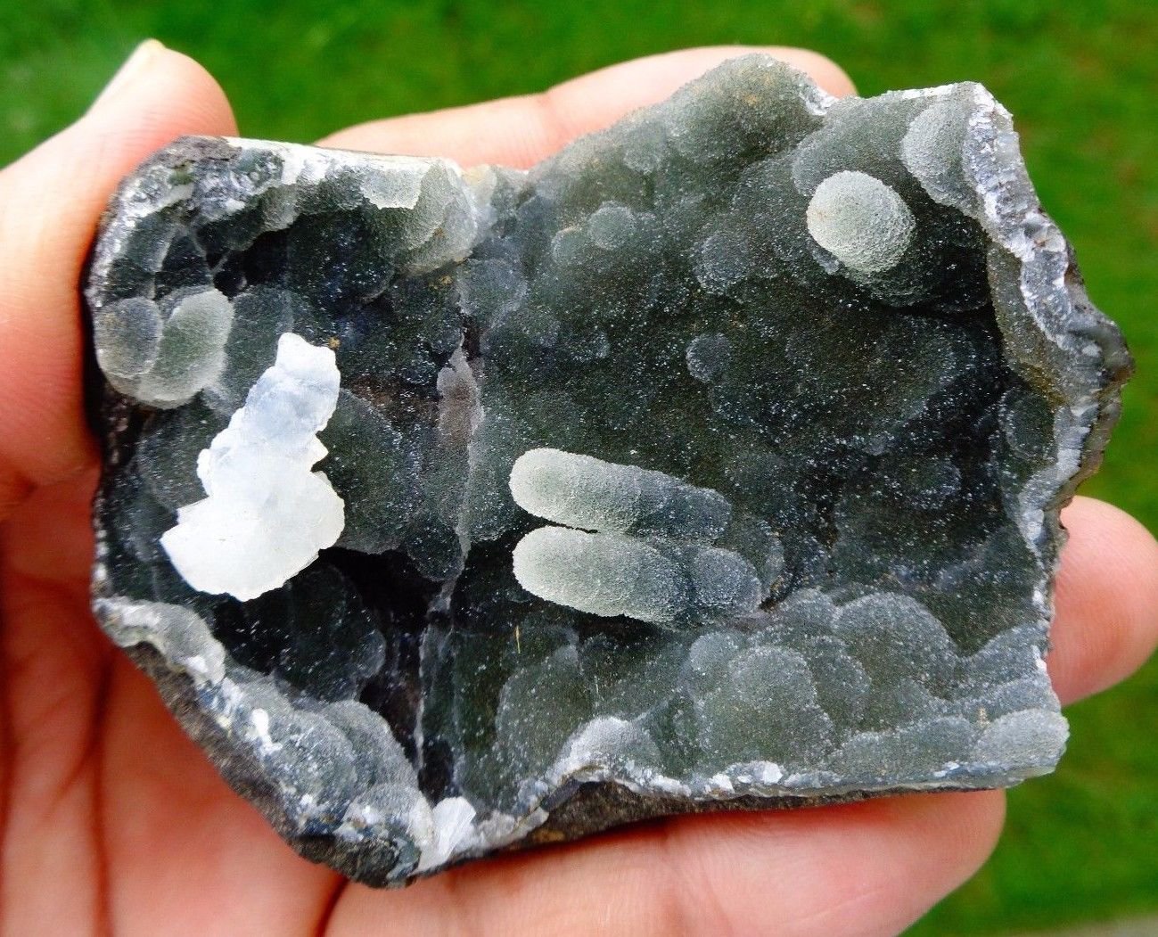 STELLERITE CHALCEDONY ON MATRIX !! A-1