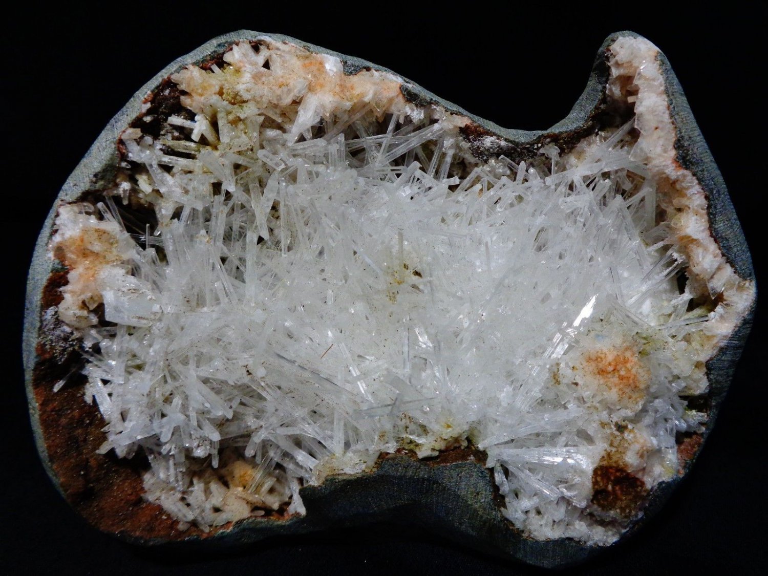 SCOLECITE ON SPECIMEN E2#23