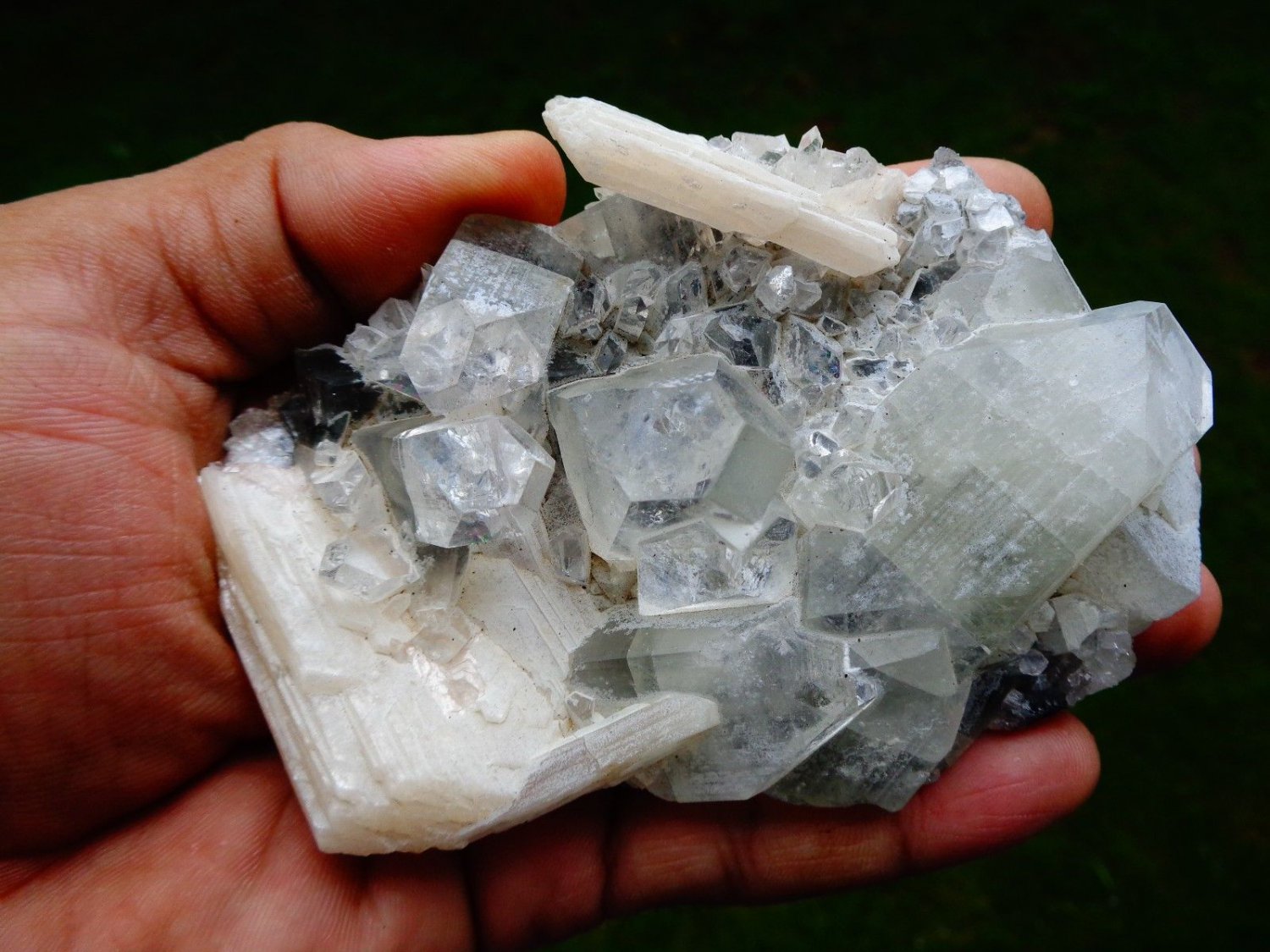APOPHYLLITE STILBITE  ON MINERALS SPECIMEN  B# -6