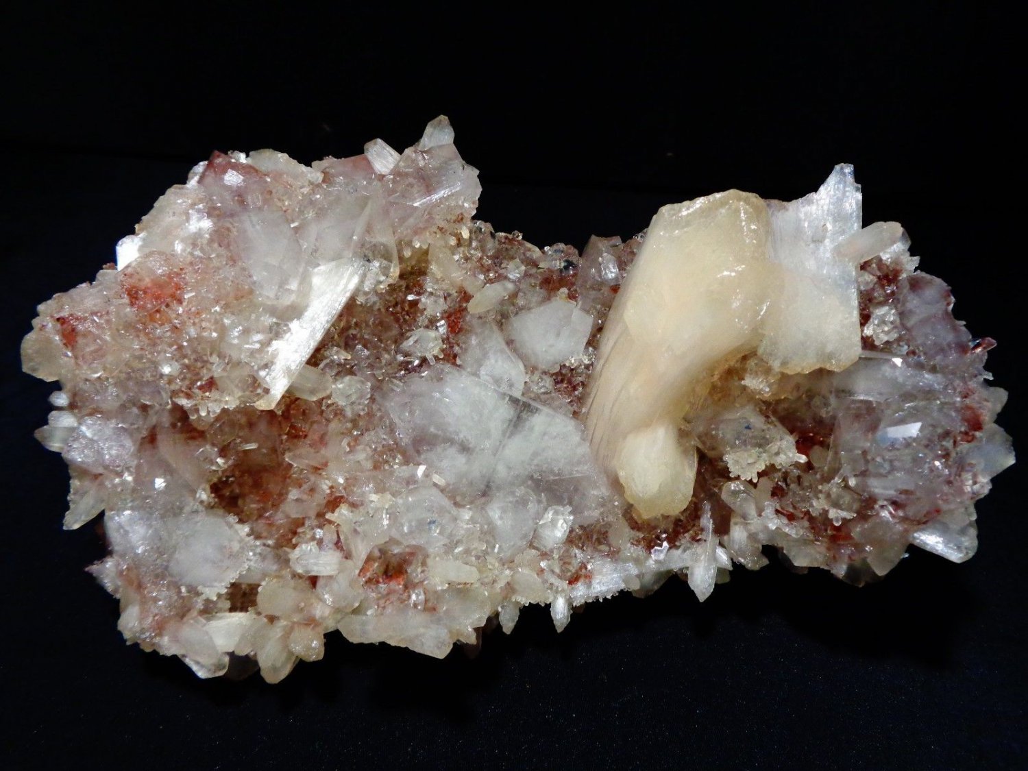 STYLISH POINTED APOPHYLLITE CRYSTAL ON STILBITE SPECIMEN !! E-6-01