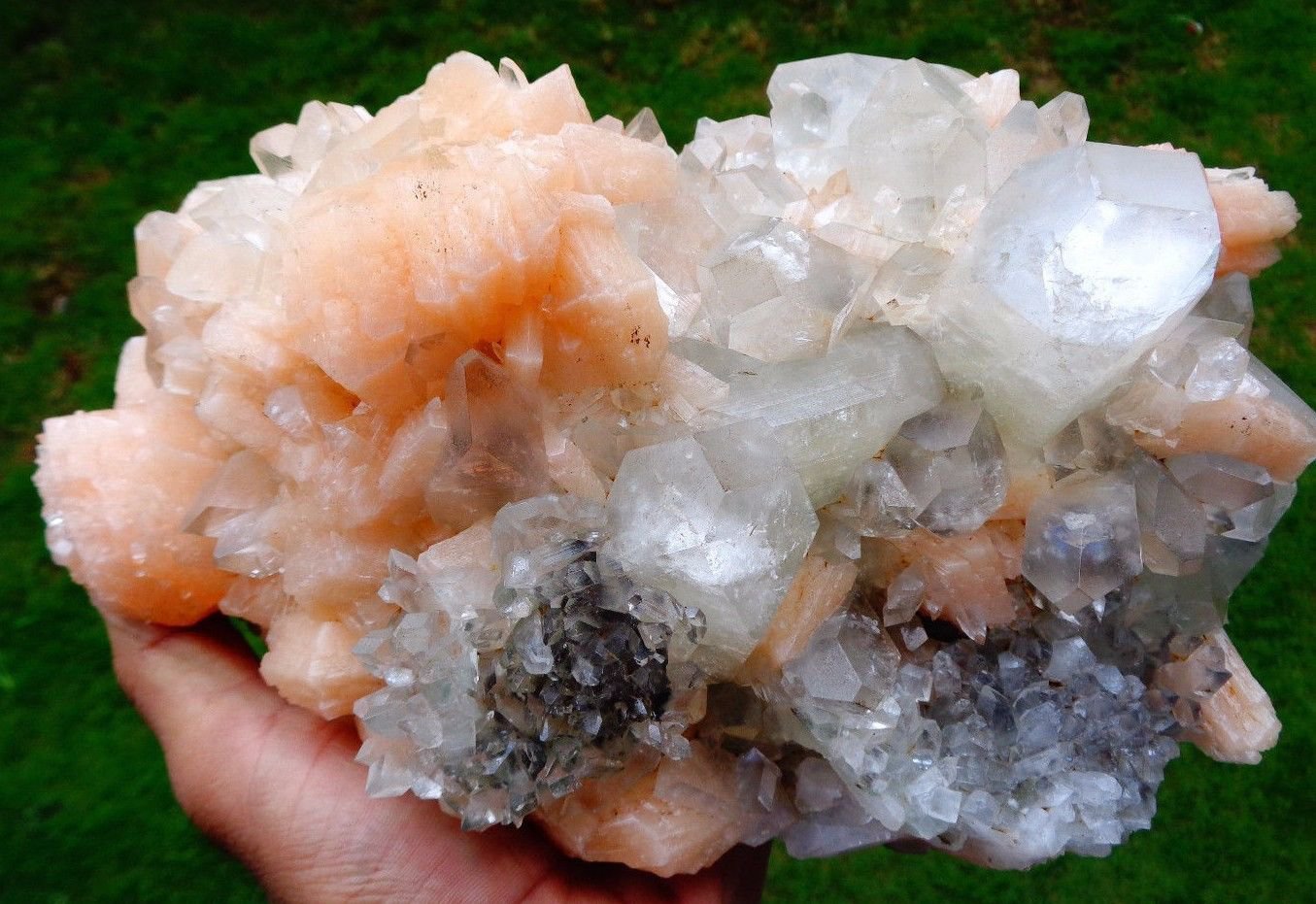 APOPHYYLLITE POINTED WITH STILBITE MINERAL SPECIMEN R-1