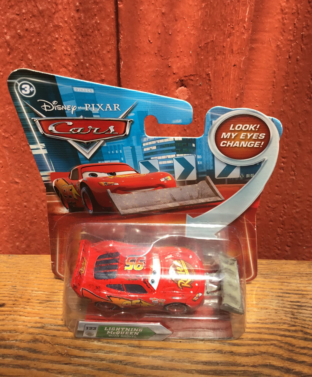 Lightning McQueen with Shovel 123