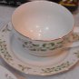 Gibson Holiday Charm 20 piece Christmas dinnerware china