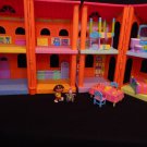 Dora The Explorer Magical Welcome Doll House inc furniture truck Dora Dad Swiper