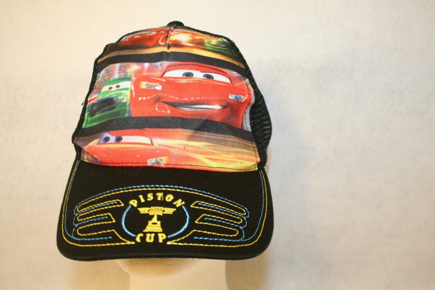 Disney Pixar Piston Cup Lightning McQueen Child Black Mesh Adjustable Cap Hat