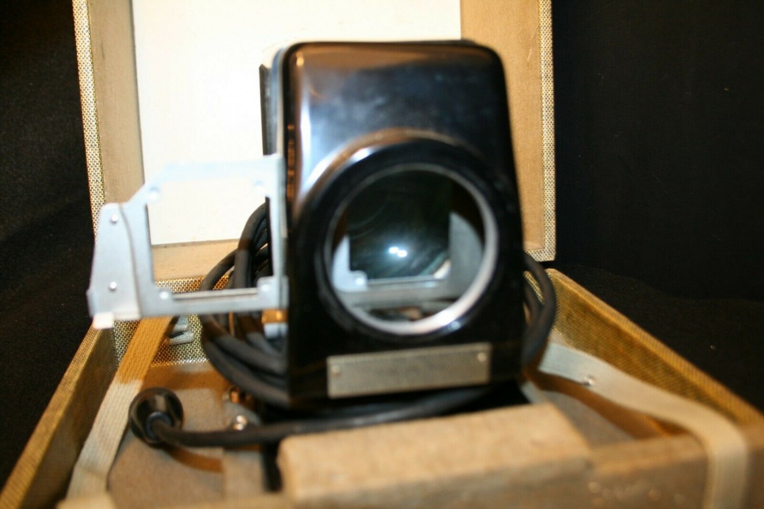 Kodak Kodaslide 2A Slide Projector w/Changer Original Case works TV movie prop