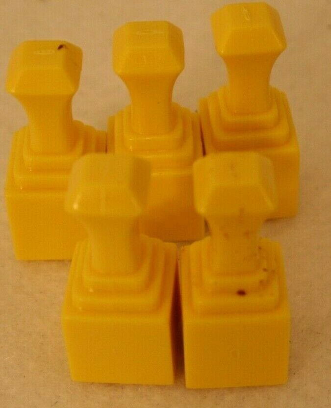 jax Shake up strategy Game replacement Yellow Pawns Pieces