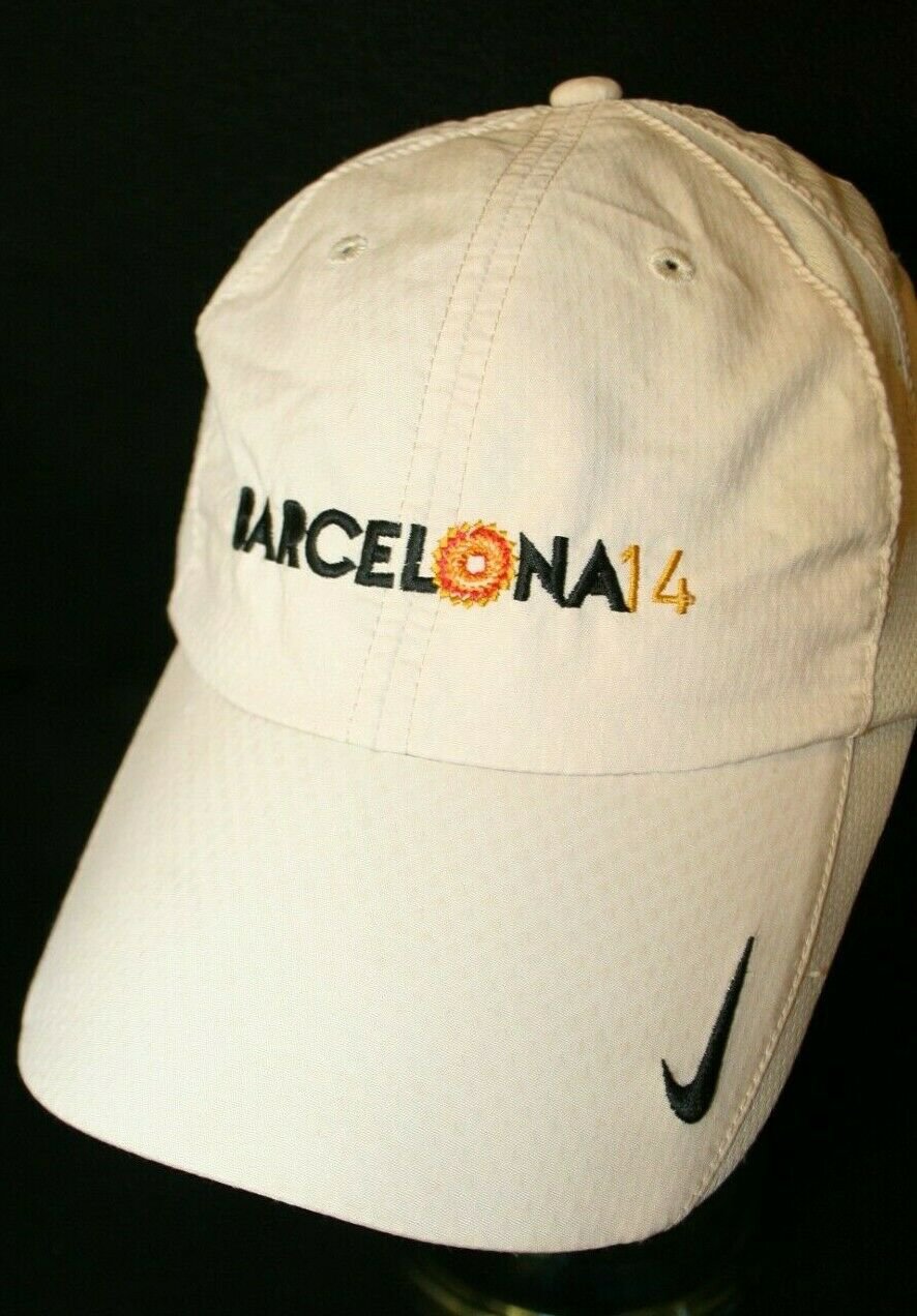 Nike Golf Barcelona 14 ADP adjustable Beige tan 8 panel Dad Trucker Cap Hat