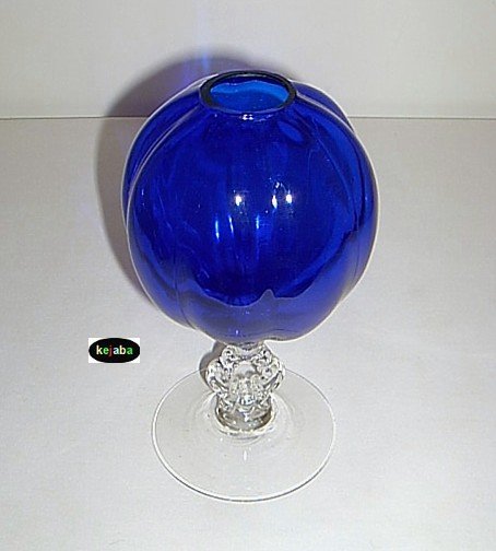 Cambridge Keyhole Ivy Ball Vase Royal Blue