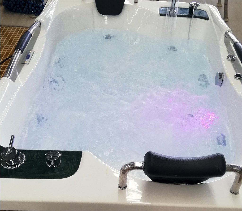 freestanding hydrotherapy tub