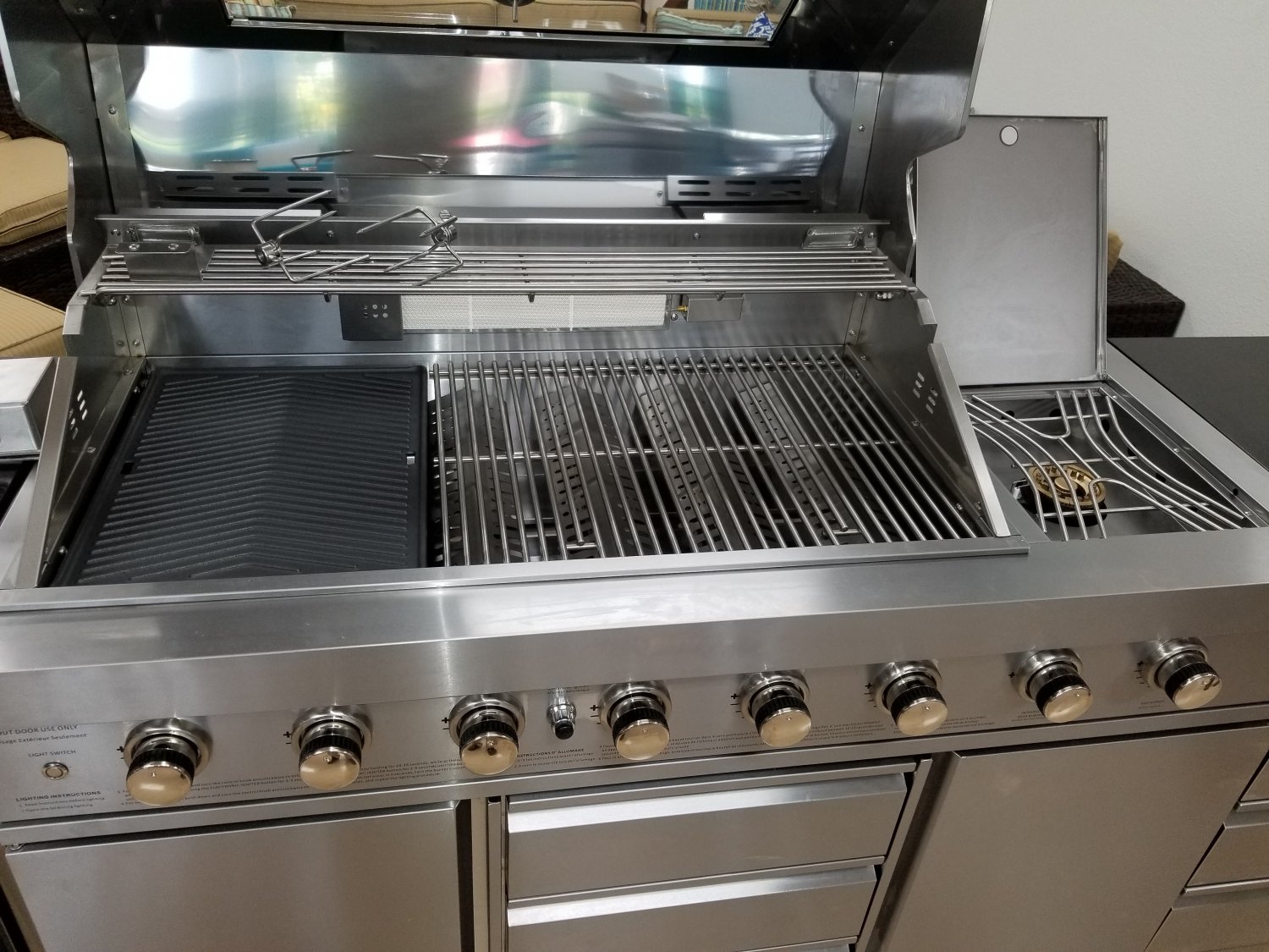 8 Burner Black Stainless Steel Electric Island Grill Propane or NG, Sink, Side Burner, LED Lights