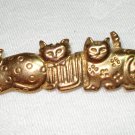 3 Cats watching gold tone pin brooch vintage cm1061