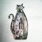 Painted decorative cat pin brooch on silver tone metal recent vintage cm1066