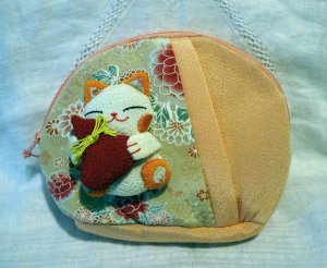 Japanese maneki neko welcome cat fabric cosmetic bag purse 2 zip compartments stuffed kitty cm1313