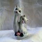 Chinese porcelain romantic or lovestruck 2 cat figurine old but as new vintage cm1349