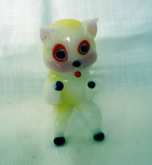 Blown glass feisty cat figurine tiny white perfect vintage cm1355