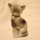 Sitting pretty porcelain cat figurine gray with spots Japan vintage cm1408