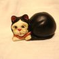 Black and white tuxedo cat ceramic figurine matte finish vintage excellent cm1410