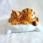 Garfield the cat sleeping on cushion from 1981 cm1419