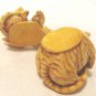 Netsuki-like lidded box cat hugging kitten sepia tone unknown material cm1499