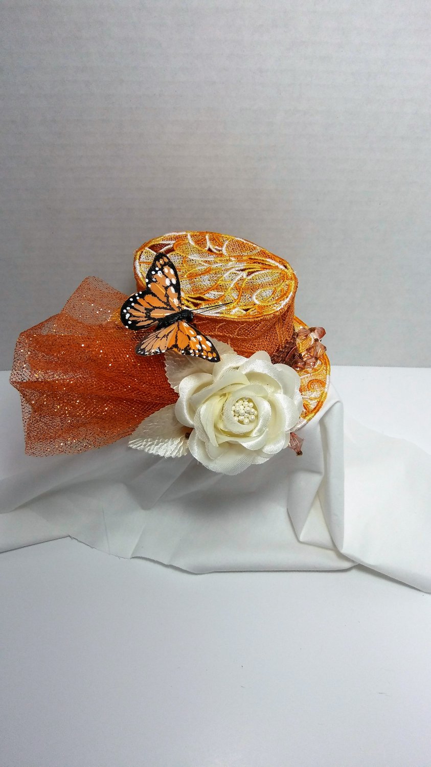 Mini Lace Top Hat